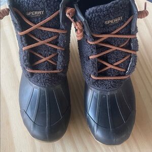 Sperry Black and Tan Lace-Up Boots